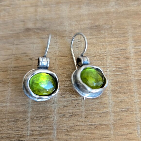 Silpada Natural Green Quartz sterling silver drop earrings. - Picture 2 of 6